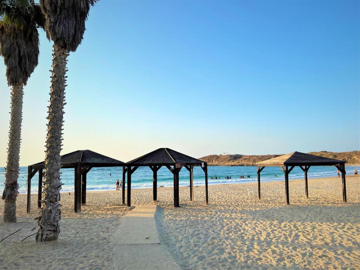 Nachsholim Kibbutz Country Lodging Нахшолім Екстер'єр фото