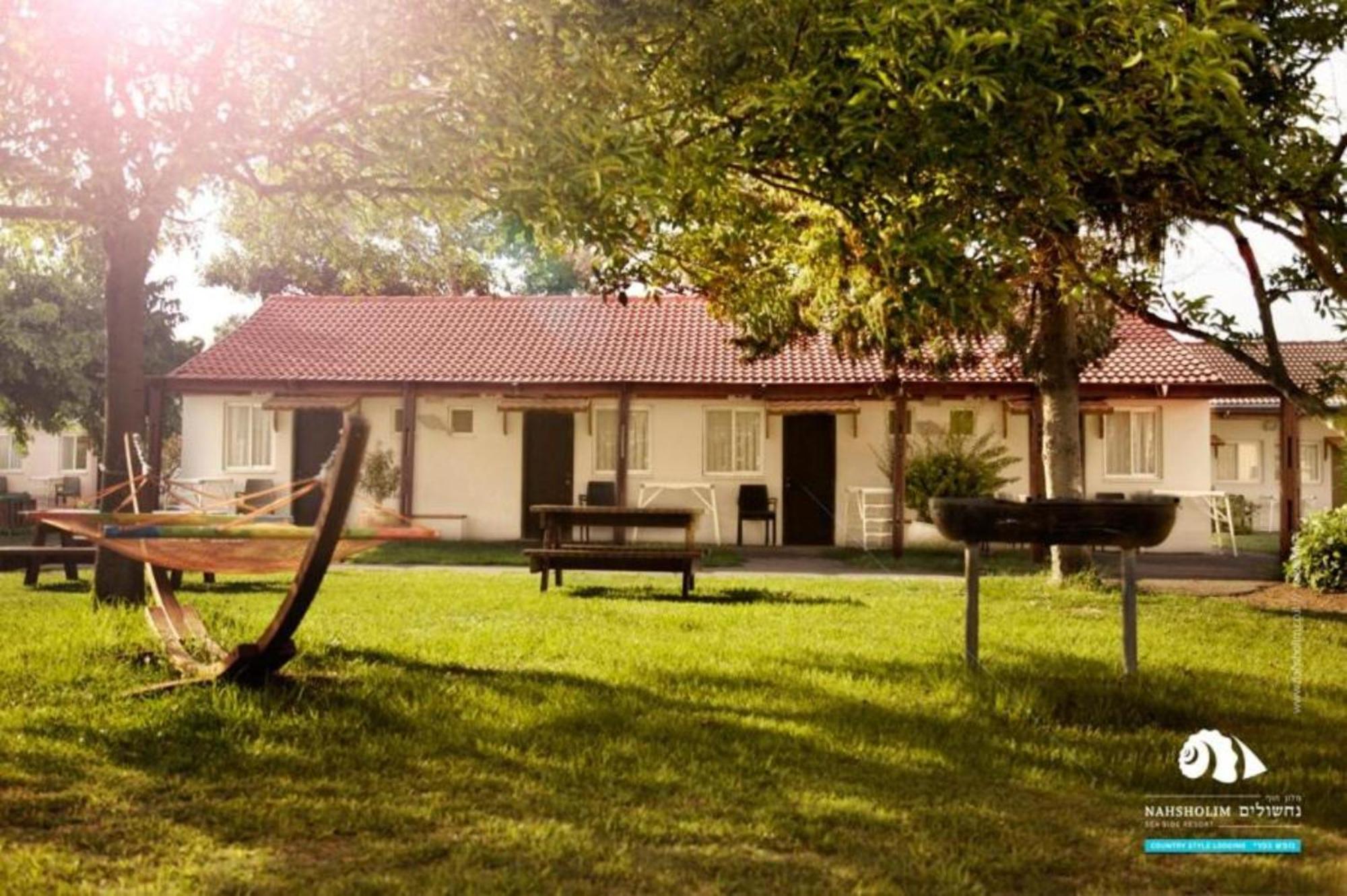 Nachsholim Kibbutz Country Lodging Нахшолім Екстер'єр фото